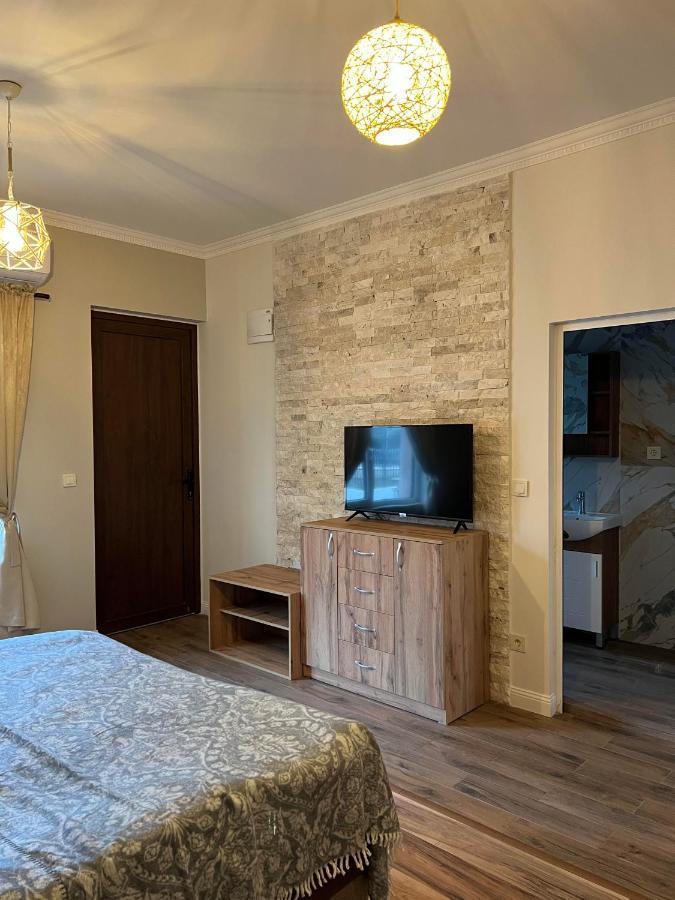 Elegant And Cozy Room Araks Kostinbrod Buitenkant foto